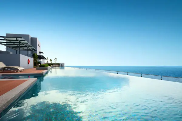 Rooftop Infinity Pool